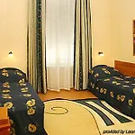 Hotel Swing